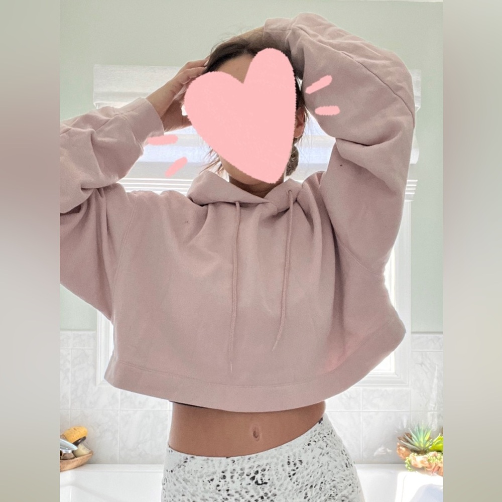 Alo Yoga Cropped Boxy Hoodie
